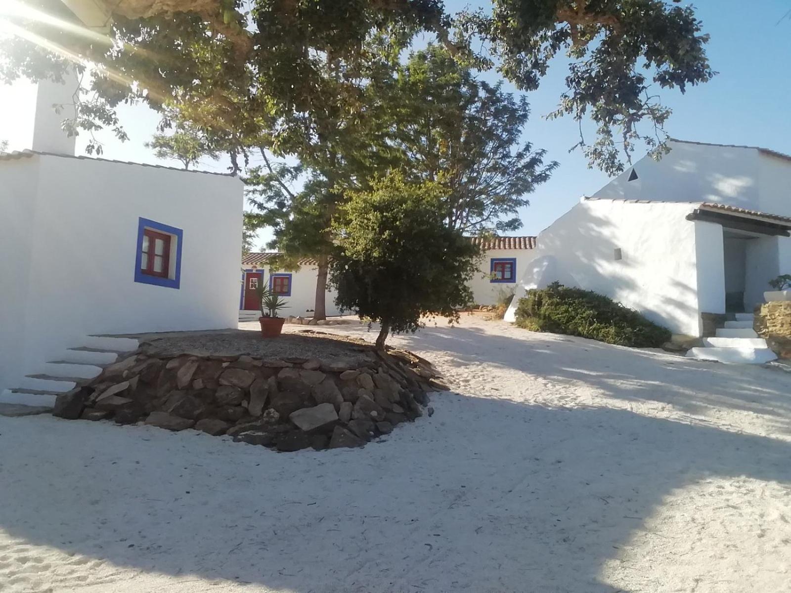 Monte Do Adail Turismo Rural Casa De Campo Vila Nova de Milfontes Exterior photo